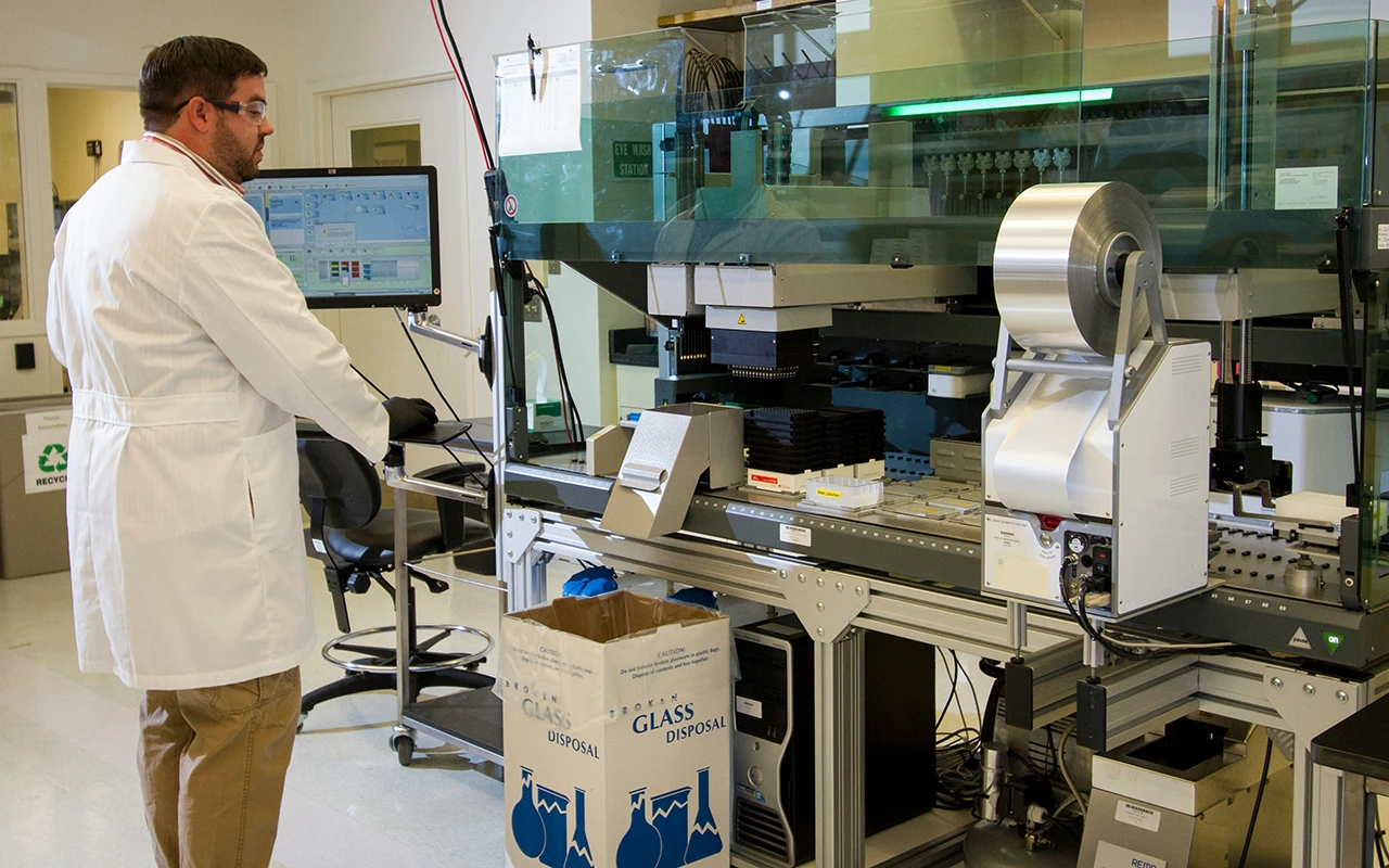 Cutting-edge microbiome analysis technology and personalized nutrition solutions in action